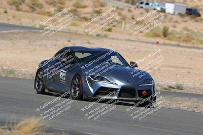 media/Oct-01-2022-Team Topak Racing (Sat) [[f860fb51be]]/2-Inter Low 2/session 2 turn 11/